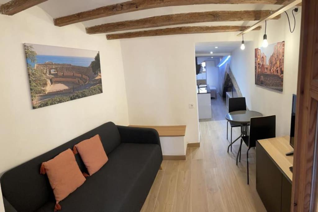 Casa Ferrers Piso 1. Loft En El Centro Apartment ตาร์ราโกนา ภายนอก รูปภาพ